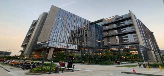 One-Part Dry-Fit Stone Wool Lamella Firestops For Practical And Robust Perimeter Void Fire Protection In Curtain Walls