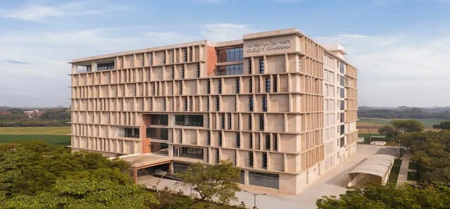 CGST Bhawan, Ghaziabad – Case Study - Exterior Of The Building