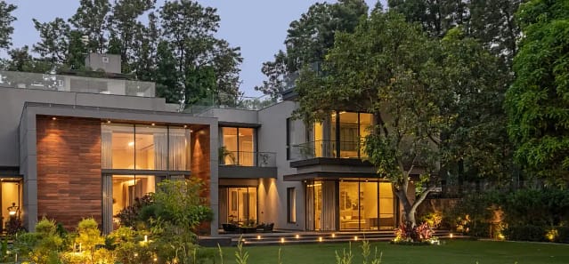 Designing Effective and Efficient Glass Façades and Fenestrations