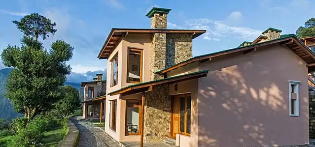 Future Façades Need to be Sustainable, Harnessing Green Energy