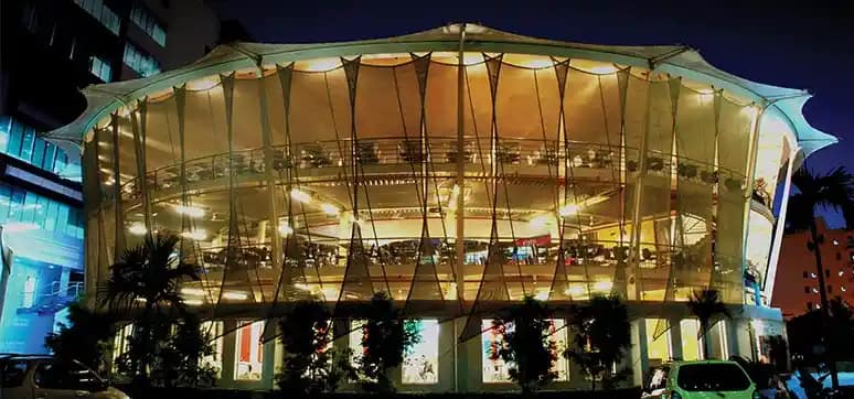 Effective Façade Lighting and Shading