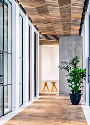 Glass hardware: Along the supply chain, the durability of hardware products is the key