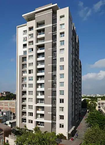 Double walls made of aerocon blocks are provided for insulation