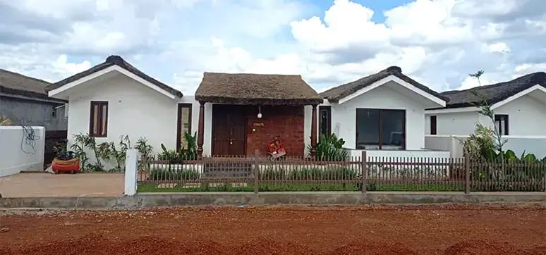 Dhriti Nirvana Literite façade