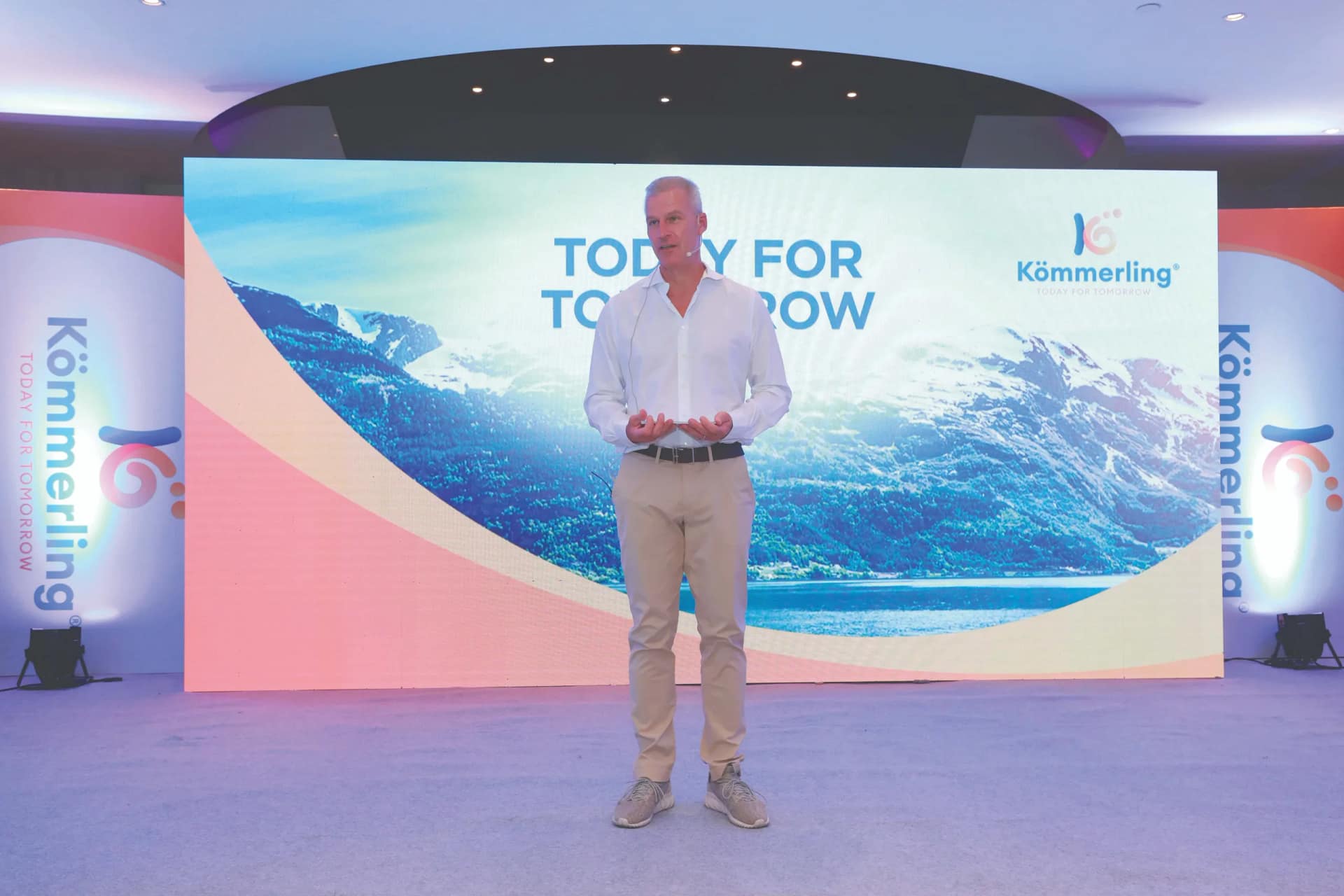 Dr. Peter Mrosik unveiled the logo and slogan