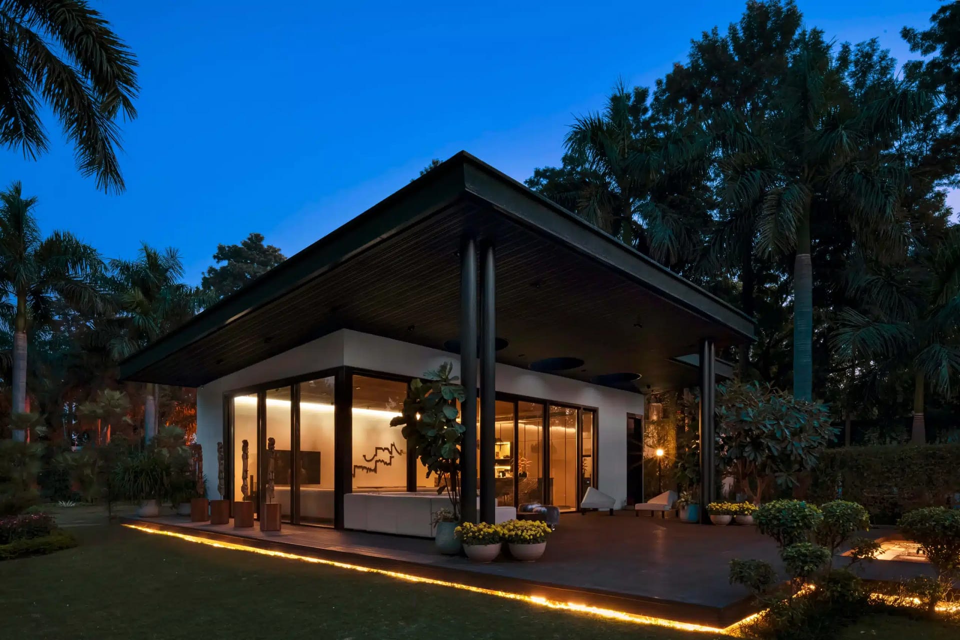 Glazing choices such as double glazing, low-e coatings, laminated layers, and fritting - all influence glare, heat, and acoustics